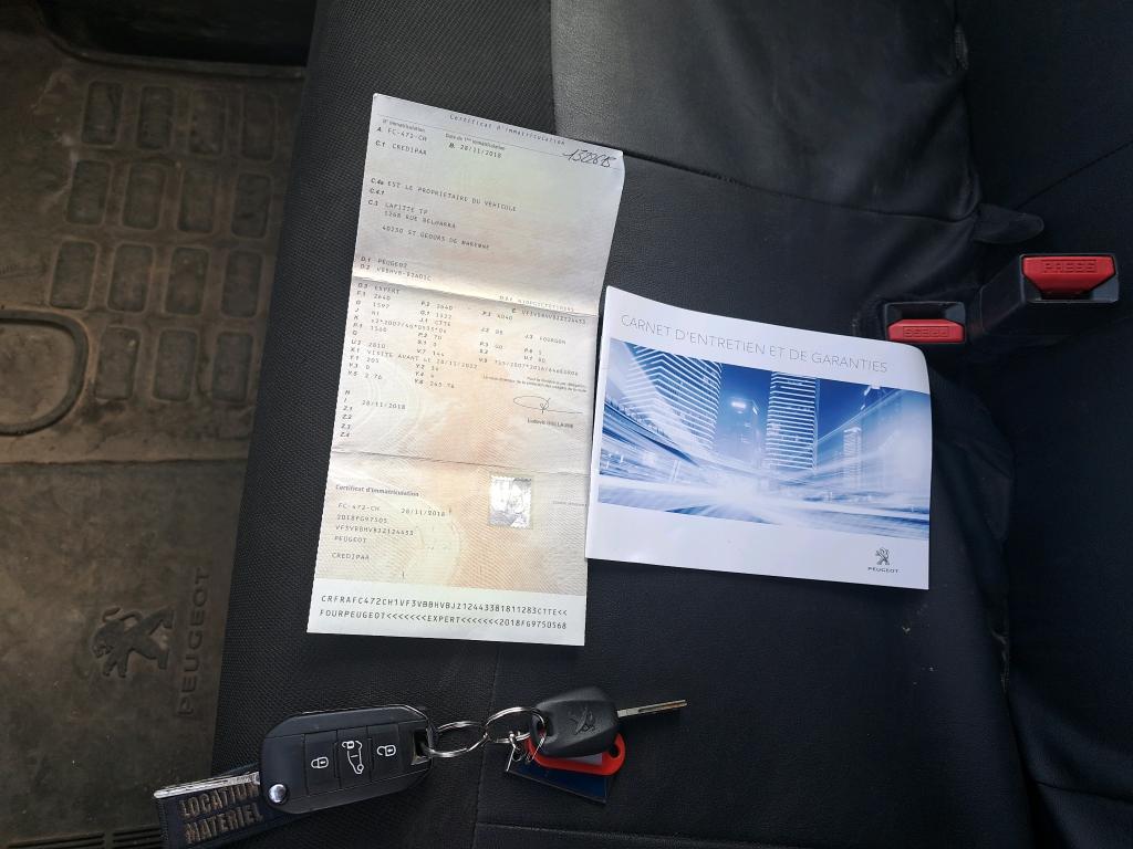 Peugeot EXPERT FGN TOLE STANDARD BLUEHDI 95 BVM5 PREMIUM PACK 2018