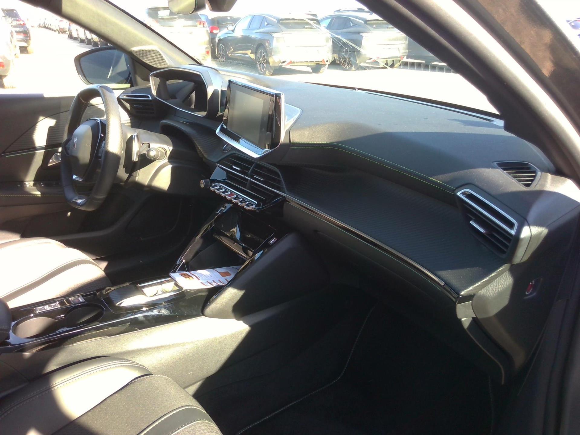 Peugeot 208 PureTech 100 S&S EAT8 GT 2023