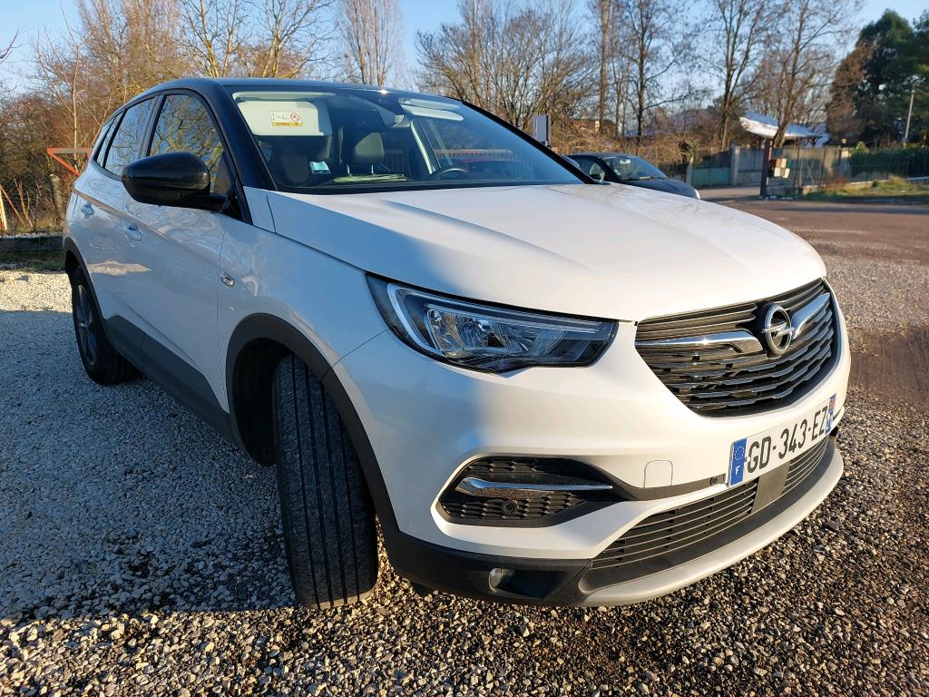 Opel Grandland X 1.5 Diesel 130 ch Design & Tech 2021