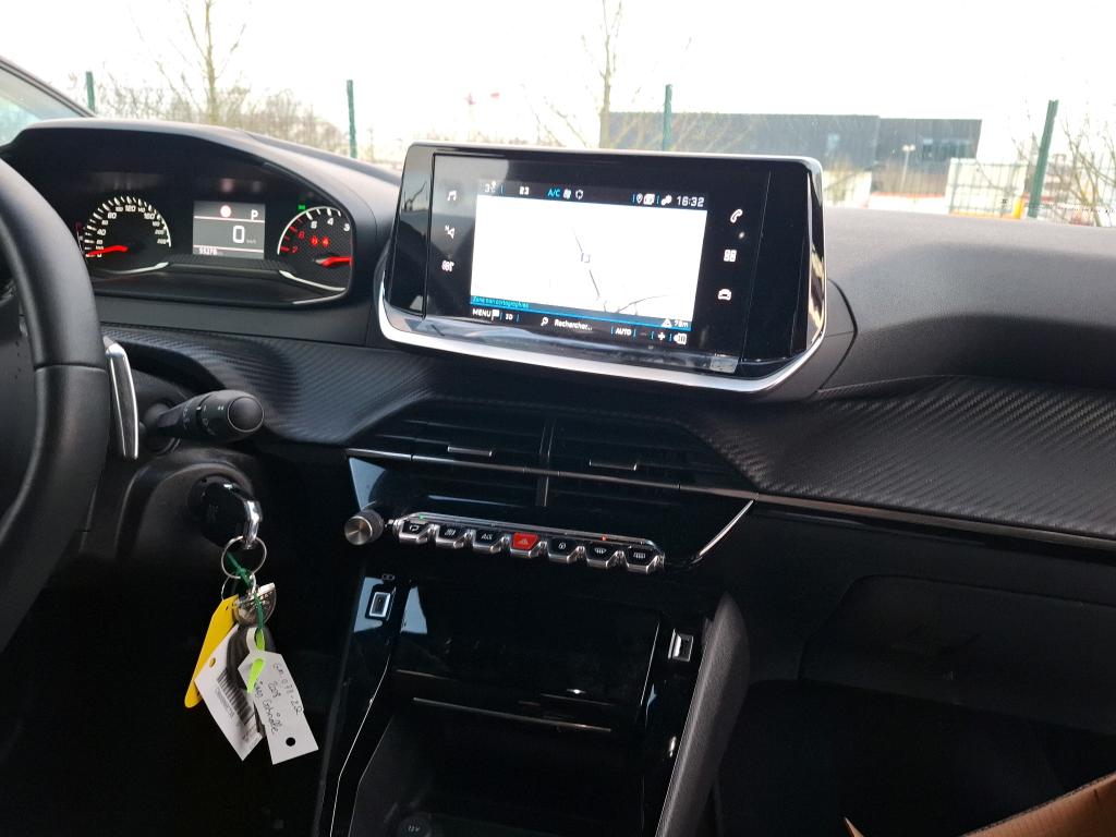 Peugeot 2008 BlueHDi 130 S&S EAT8 Allure 2023