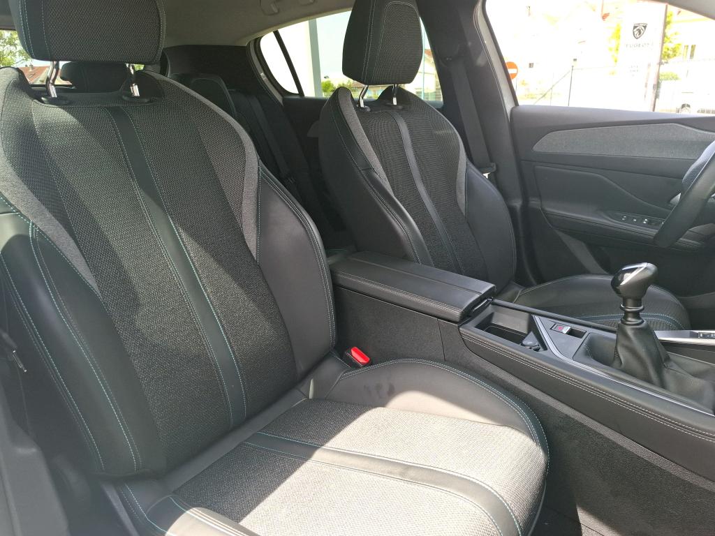 Peugeot 308 BlueHDi 130ch S&S BVM6 Allure Pack 2022
