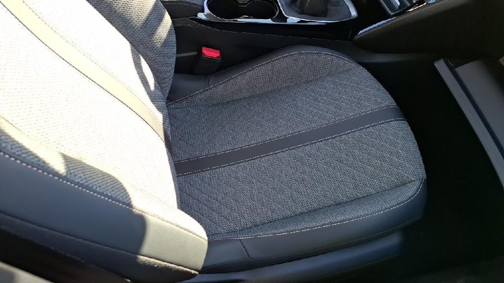 Foto Peugeot 208 15