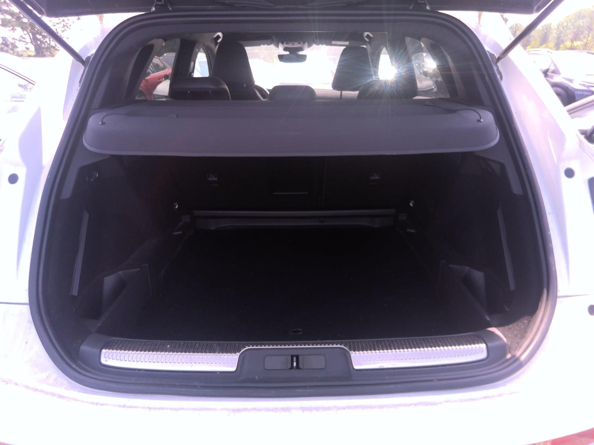 DS DS7 Crossback BlueHDi 130 EAT8 Performance Line 2023