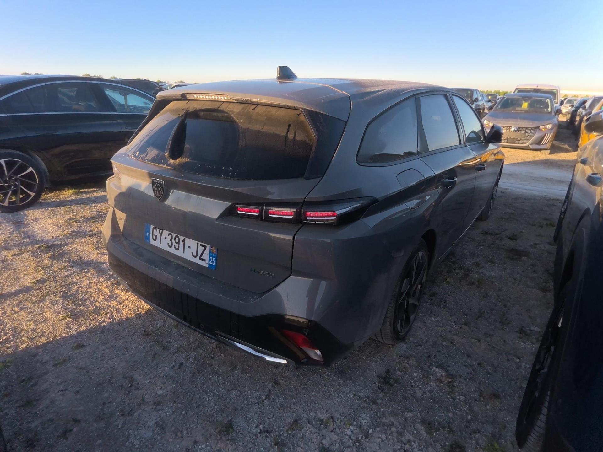Peugeot 308 SW Plug-in Hybrid 195 ch e-DCS7 GT 2024