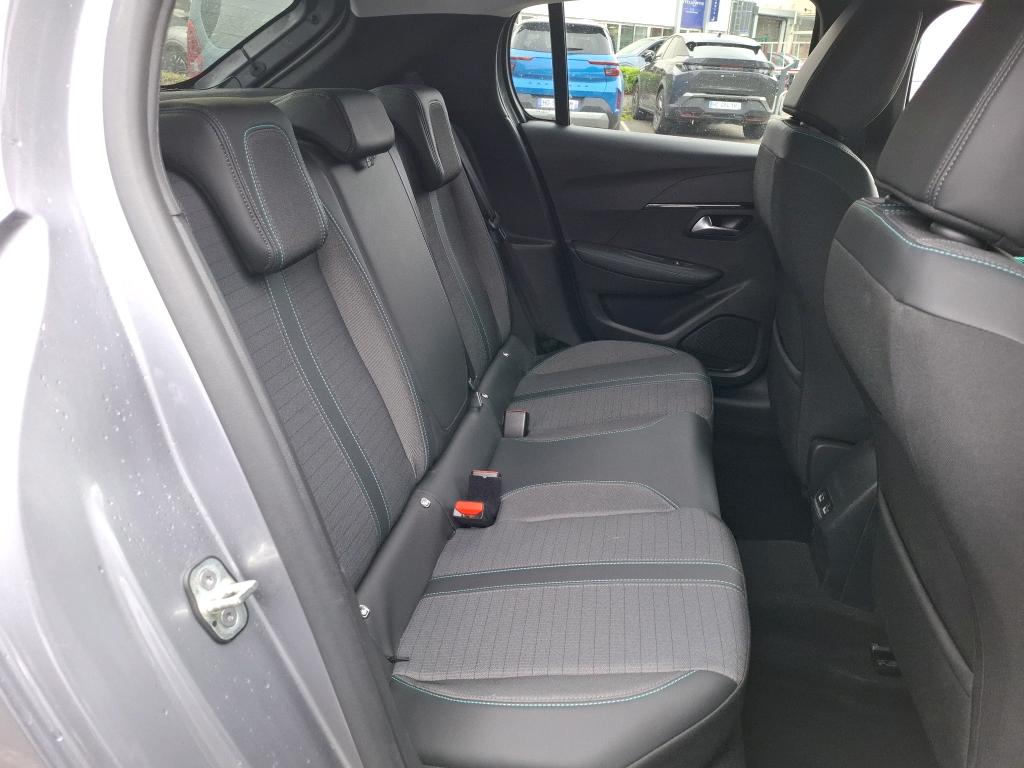 Peugeot 208 PureTech 100 S&S EAT8 Allure Pack 2022