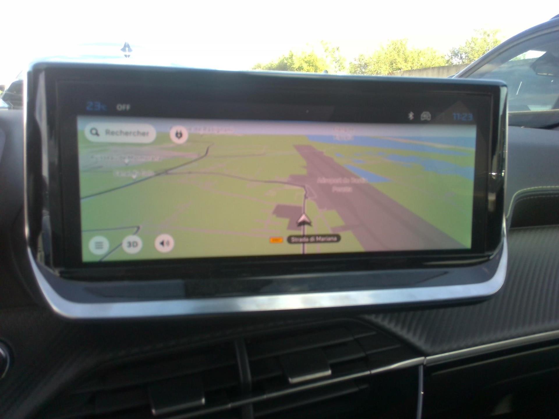 Peugeot 2008 Electrique 50 kWh 136 ch GT 2025