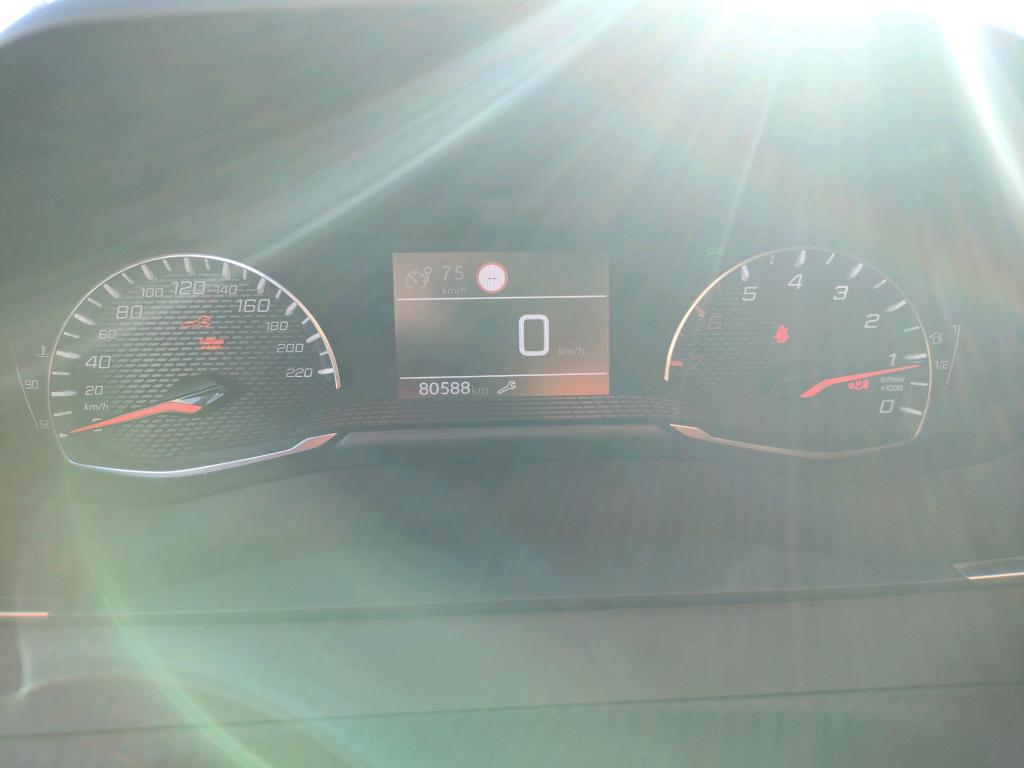 Peugeot 2008 BlueHDi 110 S&S BVM6 Active Pack 2022