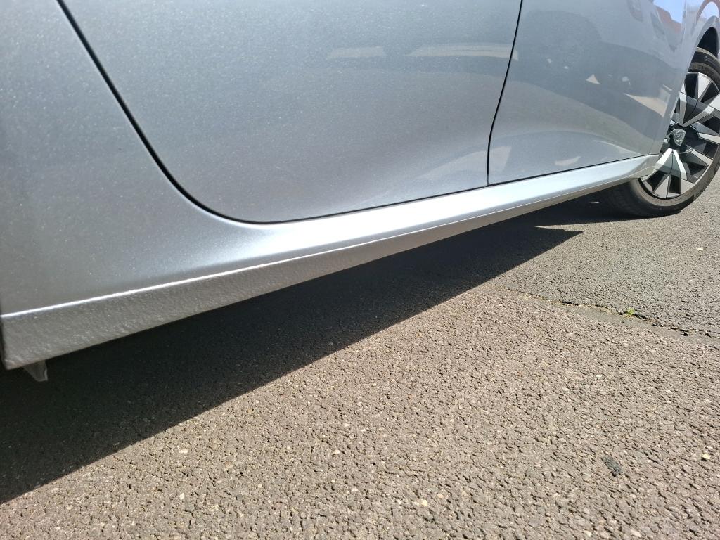 Peugeot 208 PureTech 100 S&S BVM6 Active 2024