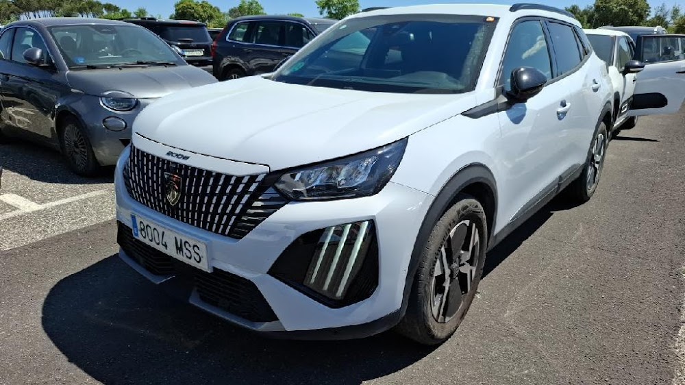 Foto Peugeot 2008 4