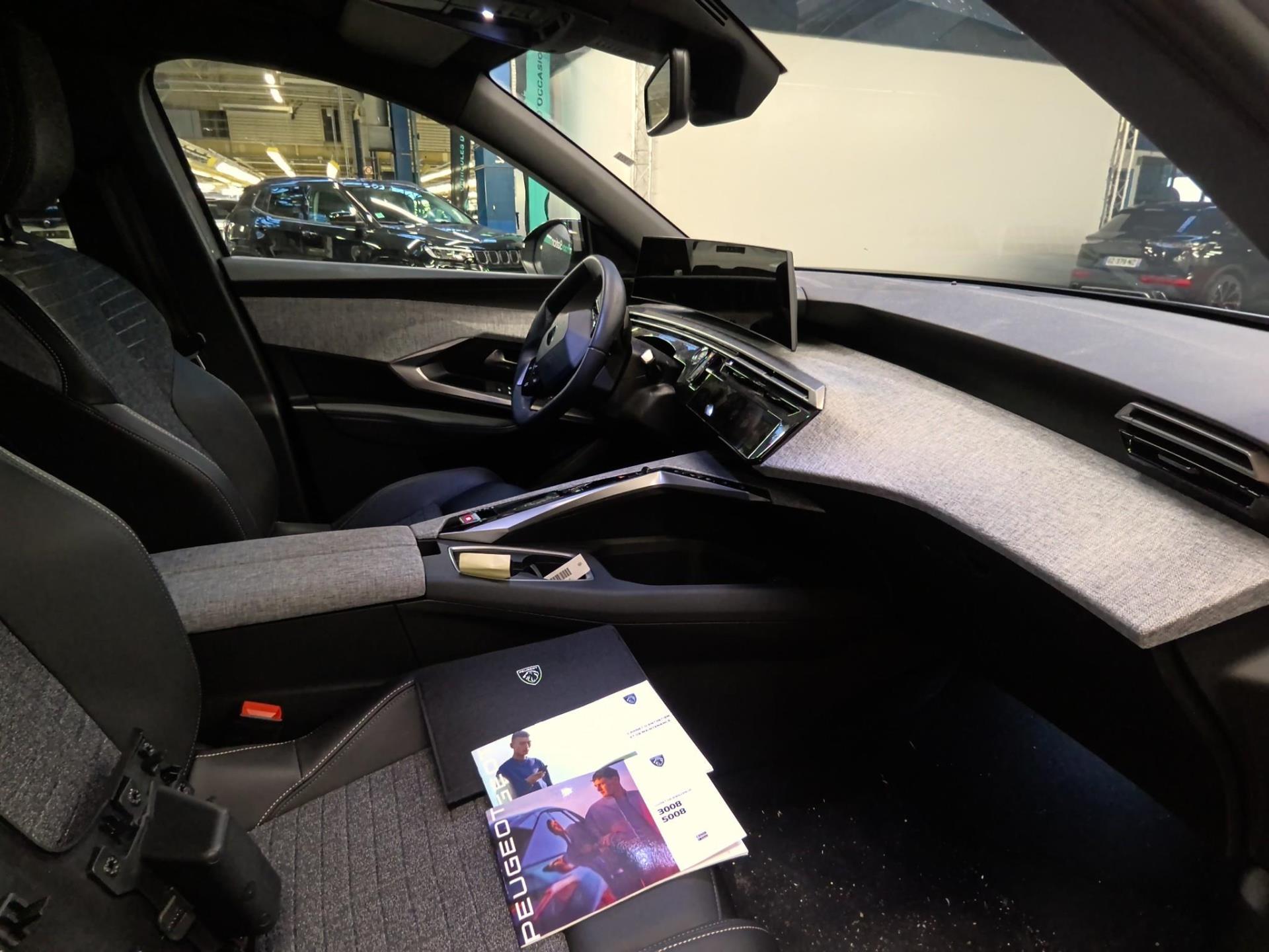 Peugeot 5008 Electrique 210 ch 73 kWh Allure 2025