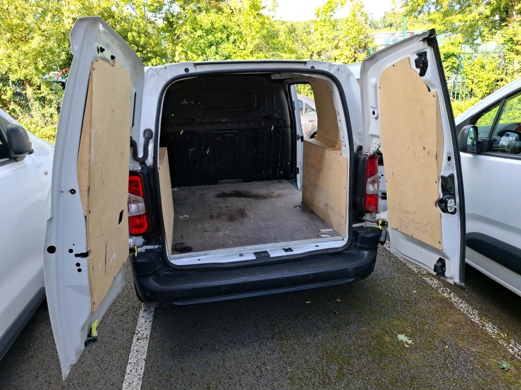 Peugeot PARTNER FOURGON STANDARD 650 KG BLUEHDI 75 BVM5 PREMIUM 2020