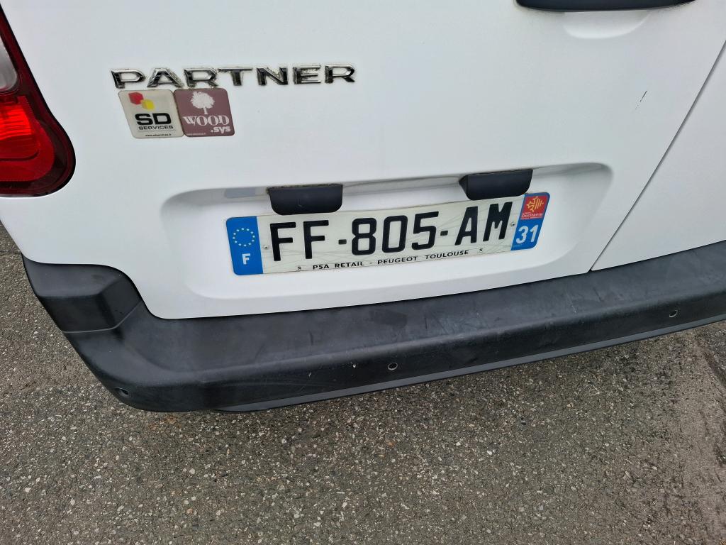 Peugeot PARTNER FOURGON STANDARD 650 KG BLUEHDI 75 BVM5 PREMIUM 2019
