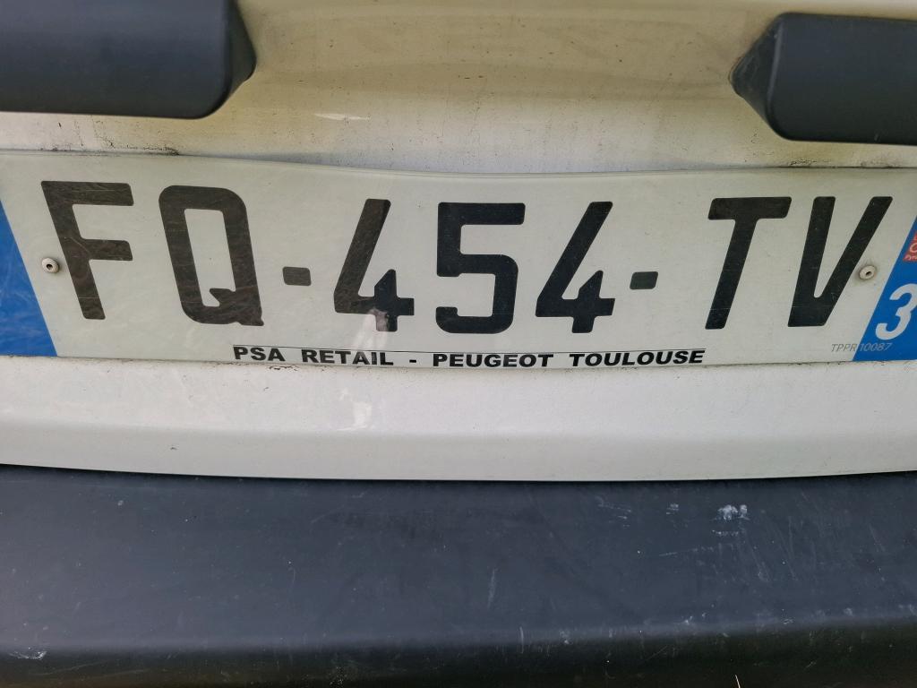 Peugeot PARTNER FOURGON STANDARD 650 KG BLUEHDI 100 S&S BVM5 ASPHALT 2020