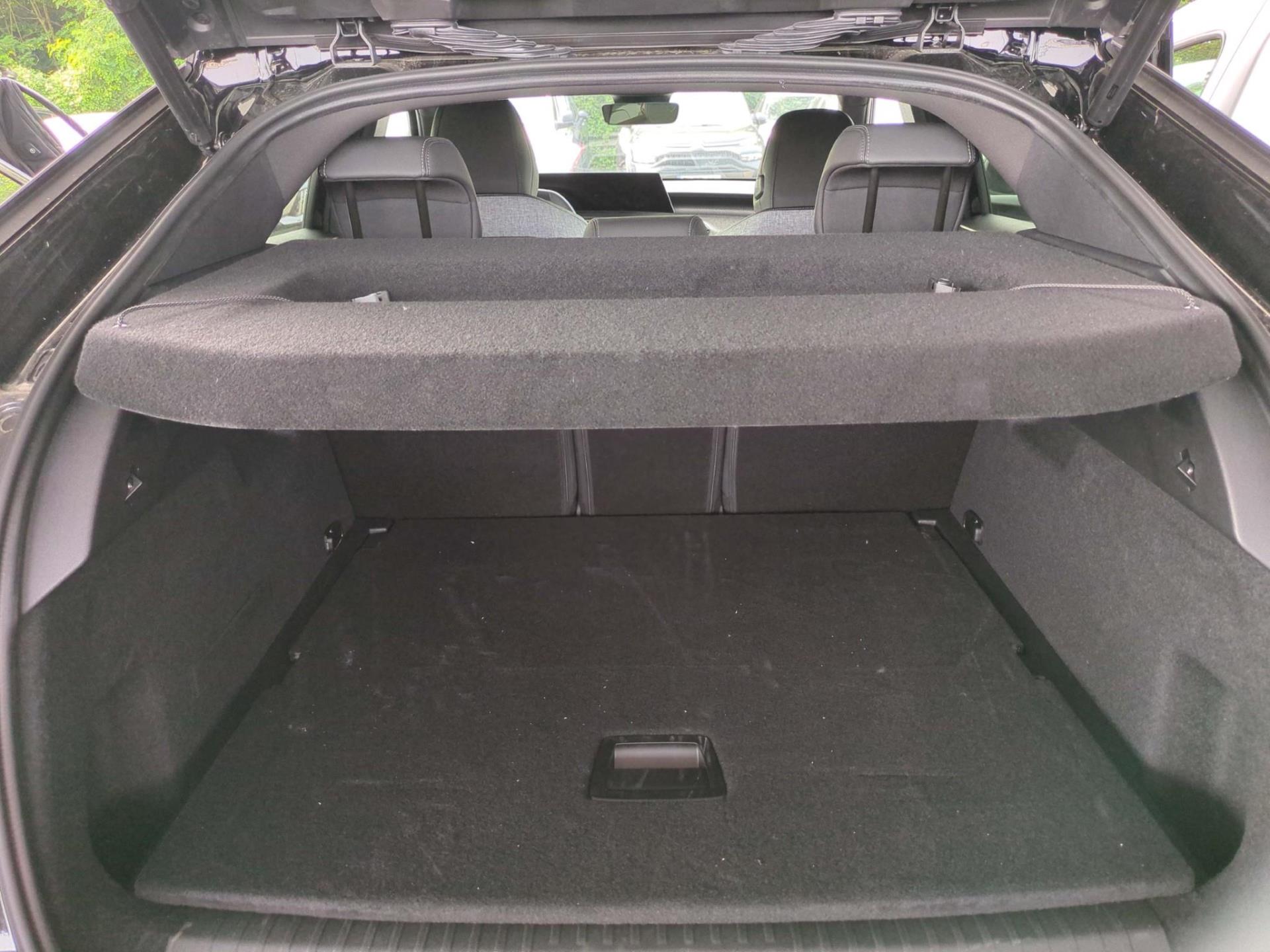 Peugeot 3008 Hybrid 136 e-DCS6 GT 2025