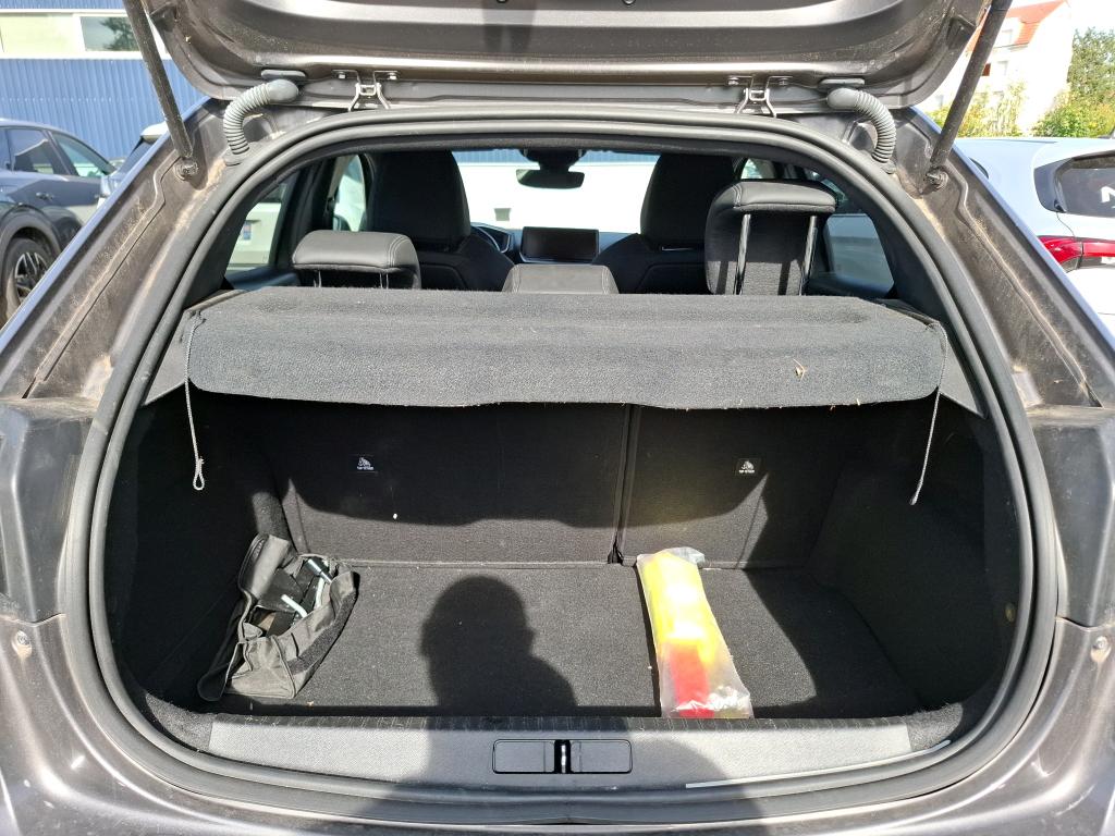 Peugeot 208 BlueHDi 100 S&S BVM6 GT 2023