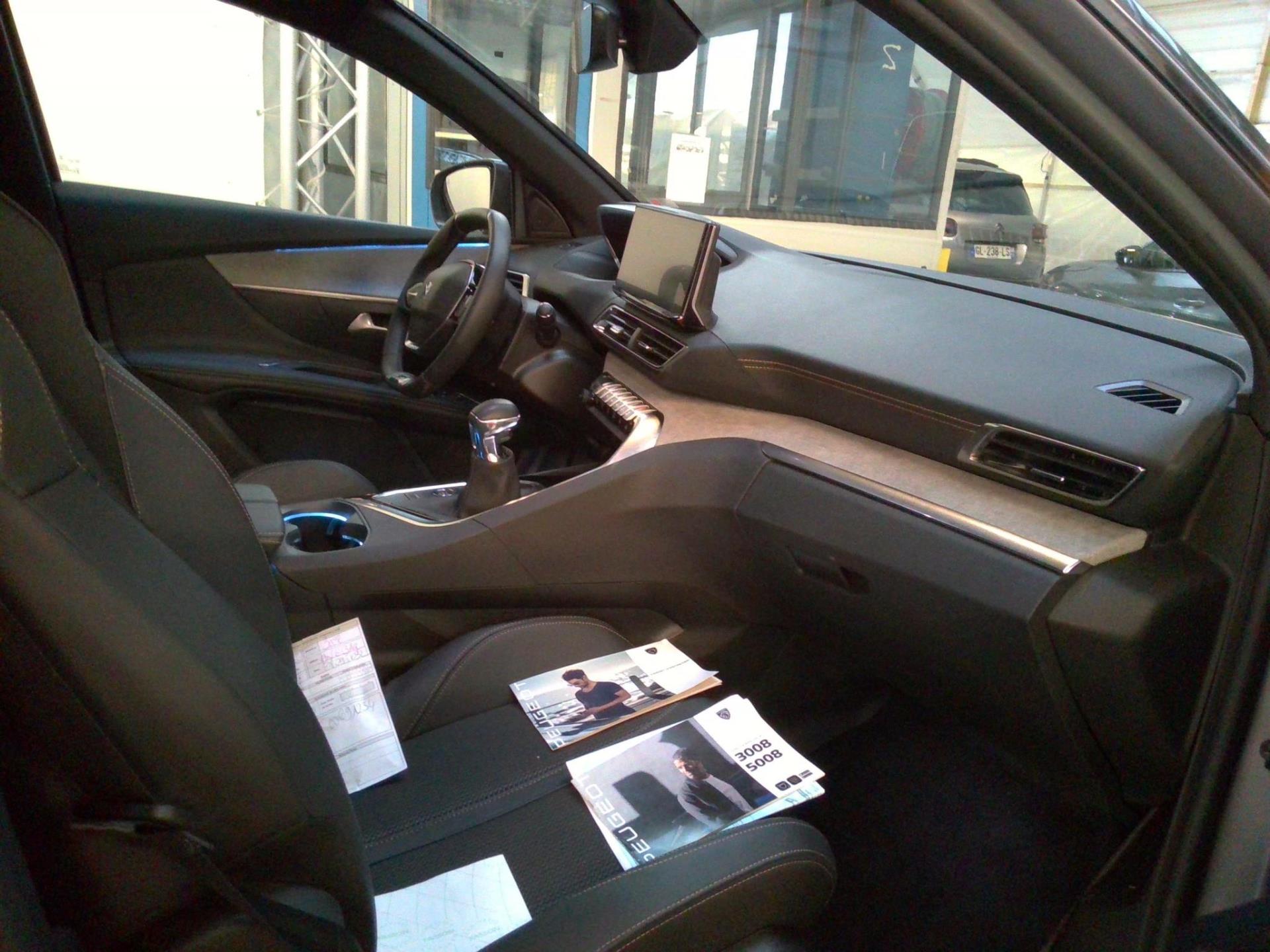 Peugeot 3008 PureTech 130ch S&S BVM6 GT 2023