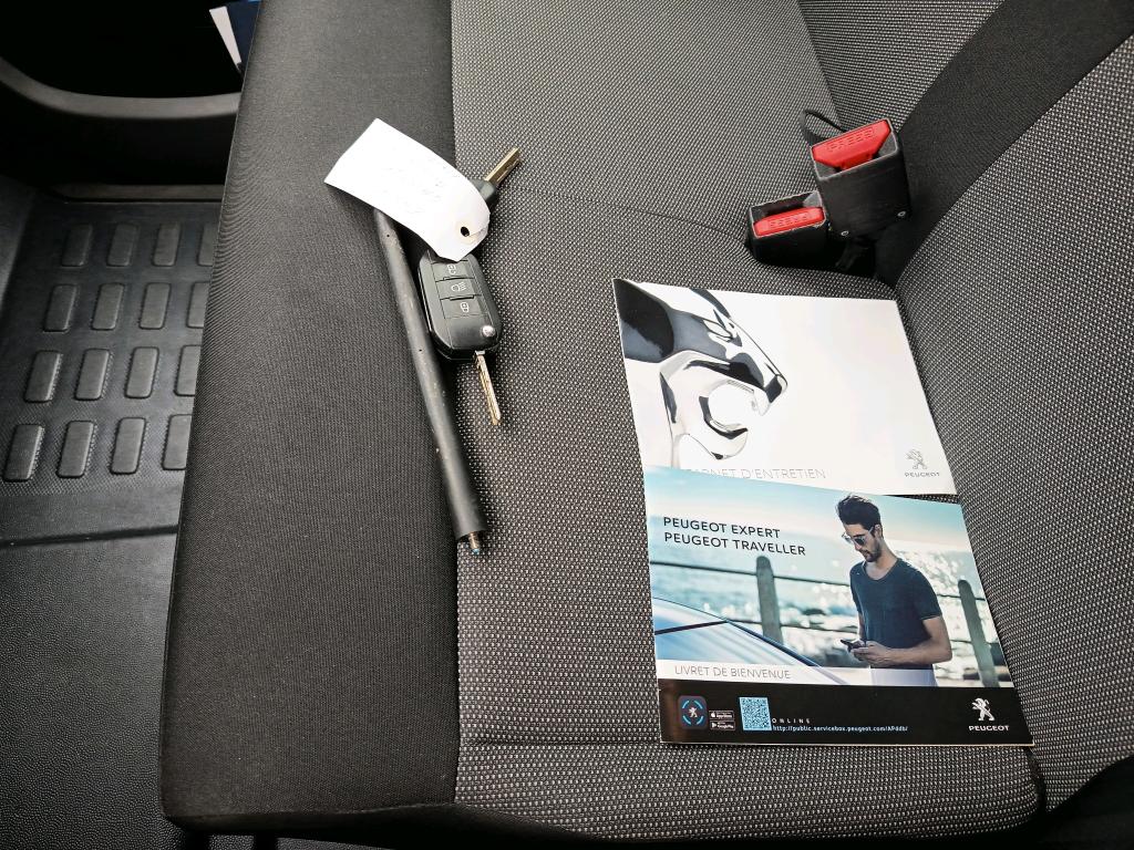 Peugeot Expert Standard BlueHDi 120ch S&S BVM6 2021