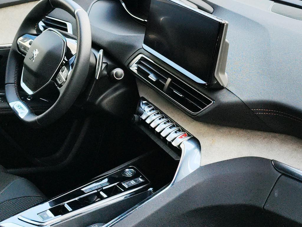 Peugeot 3008 Hybrid 225 e-EAT8 GT 2023