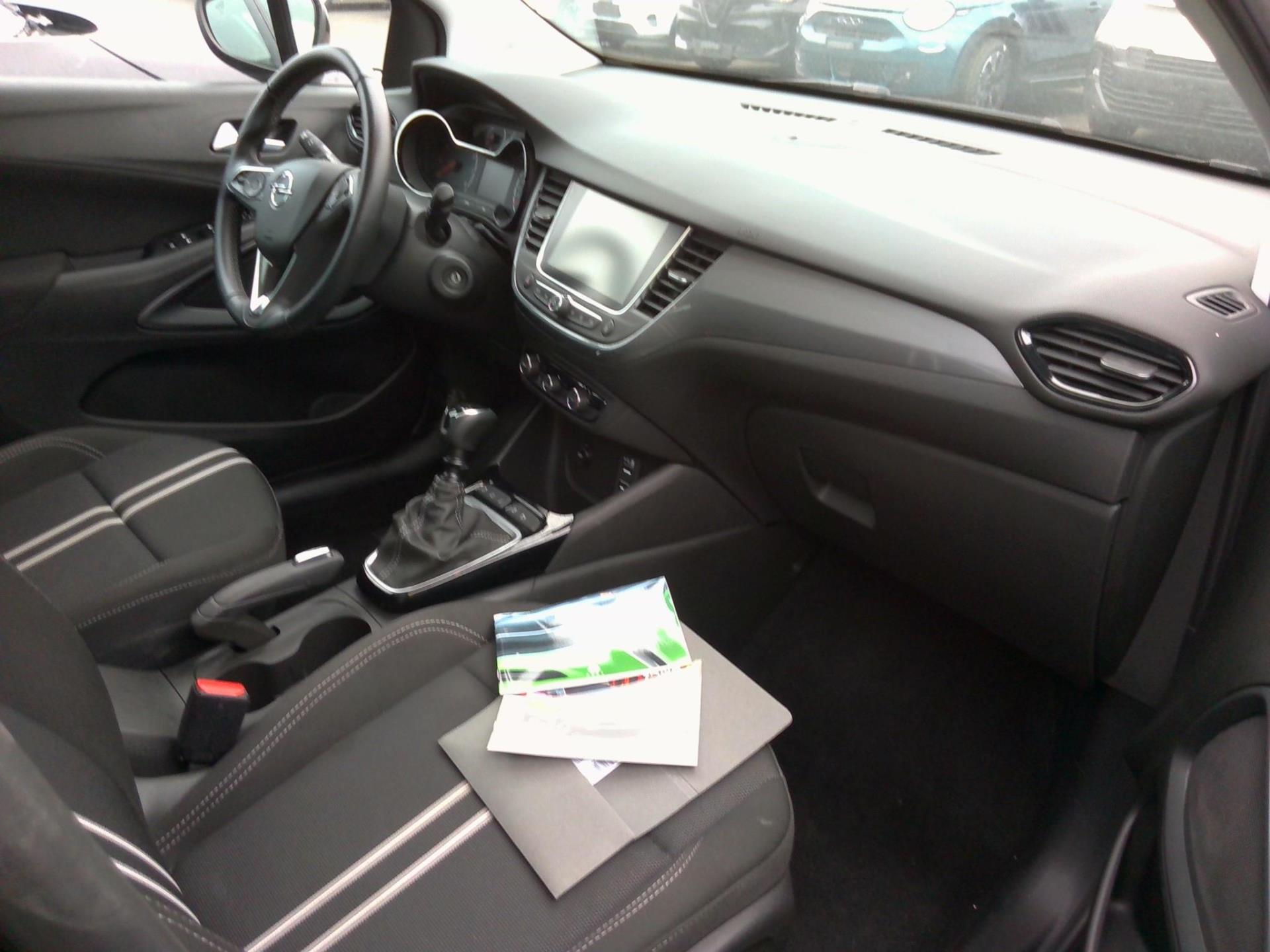 Opel Crossland 1.5 D 110 ch BVM6 Elegance 2024