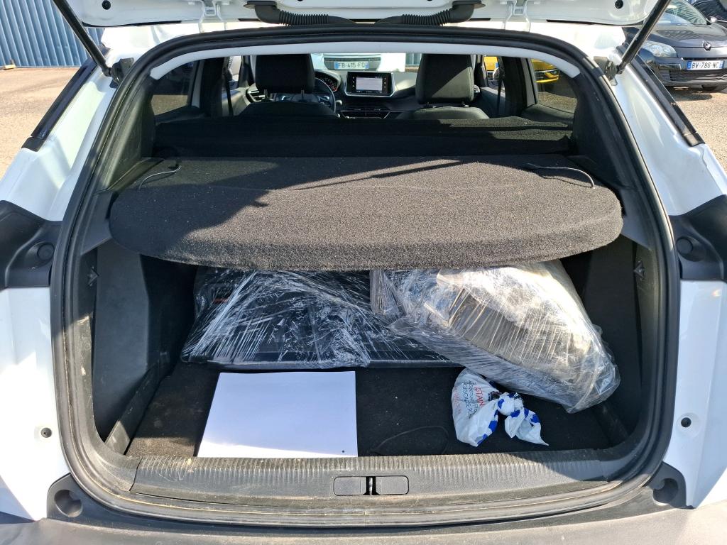Peugeot 2008 BlueHDi 130 S&S EAT8 Allure 2022