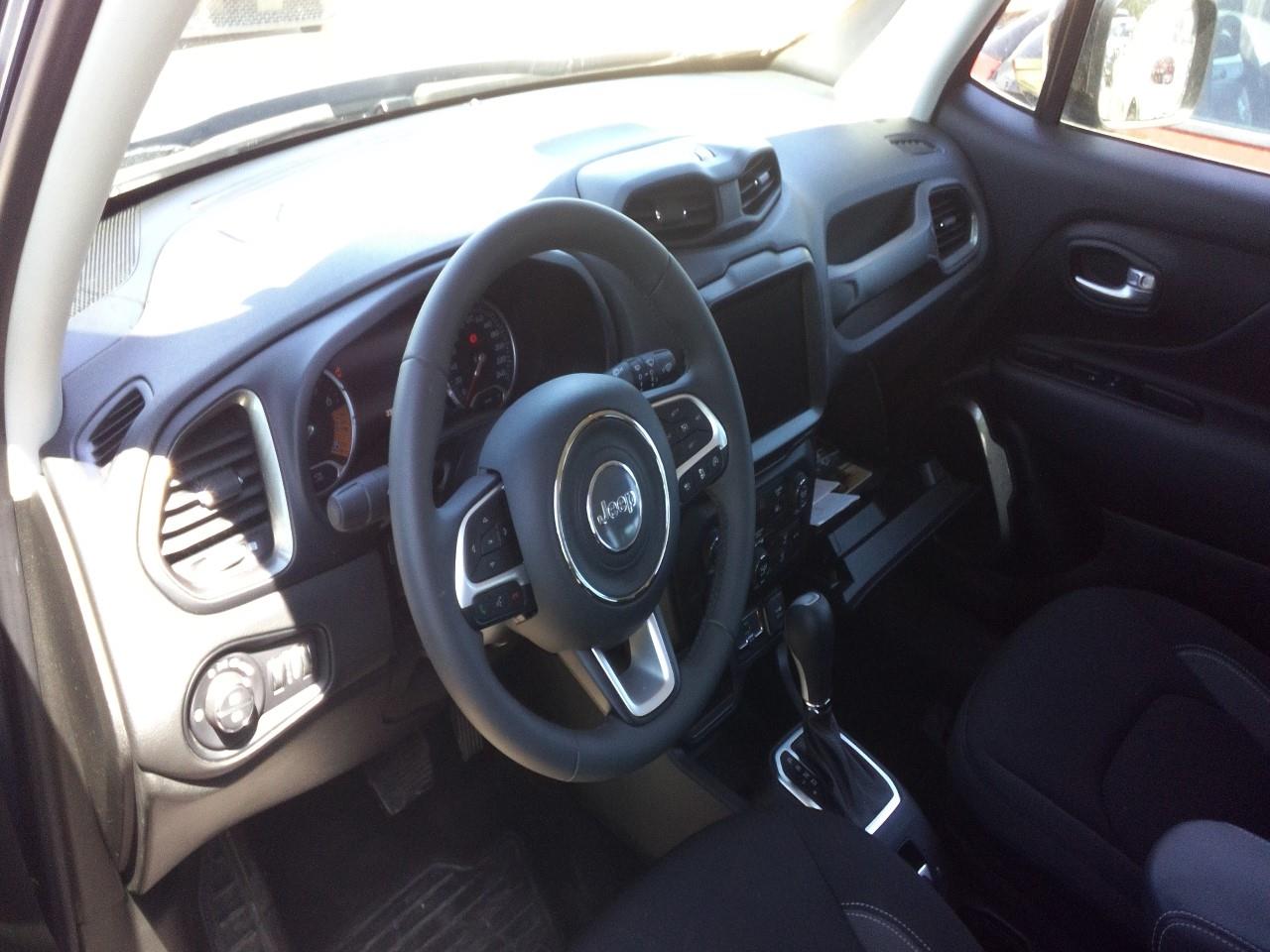 Foto Jeep Renegade 3