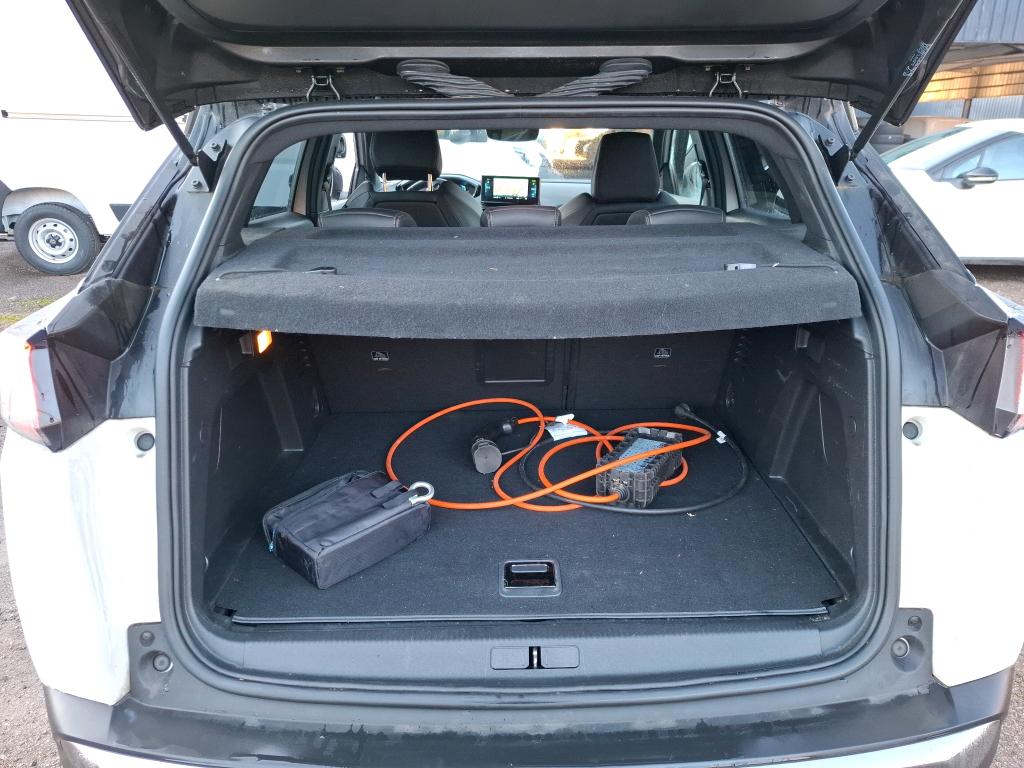 Peugeot 3008 Hybrid4 300 e-EAT8 GT 2022