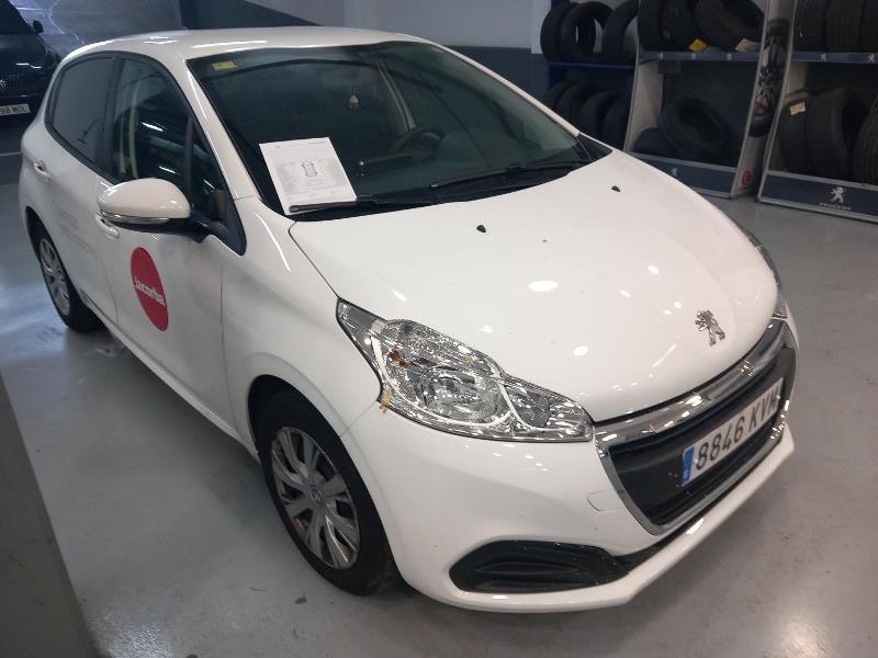 Foto Peugeot 208 XAD 1