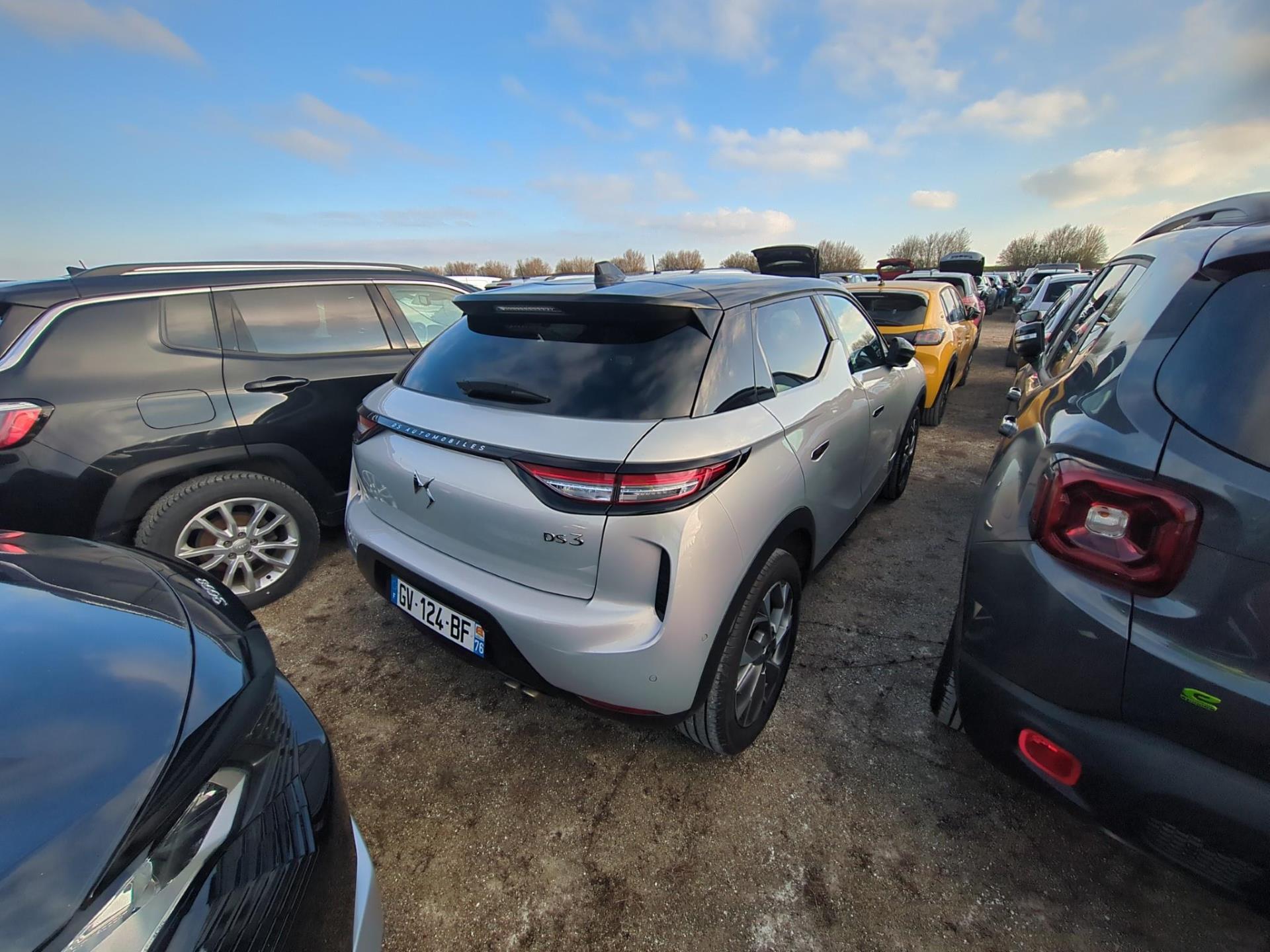 DS DS 3 PureTech 130 EAT8 Esprit de Voyage 2024