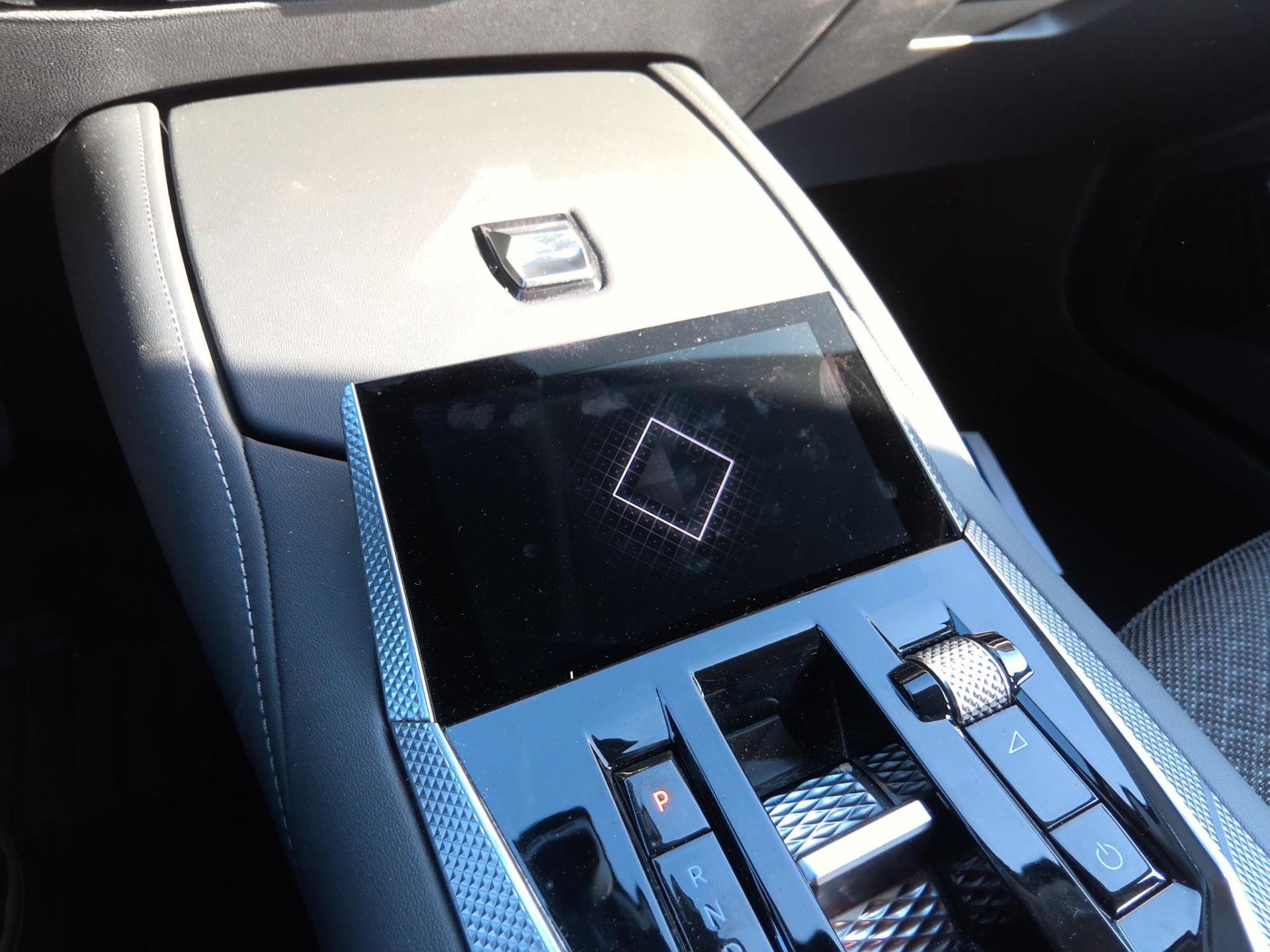 DS DS 4 Hybride E-Tense 225 EAT8 Cross Trocadero 2023