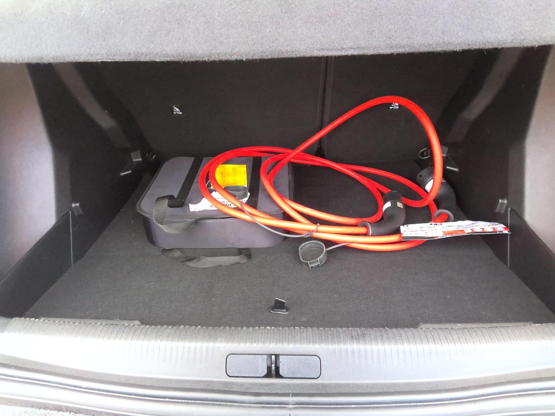 Peugeot 2008 Electrique 156 ch 54 kWh Allure 2025