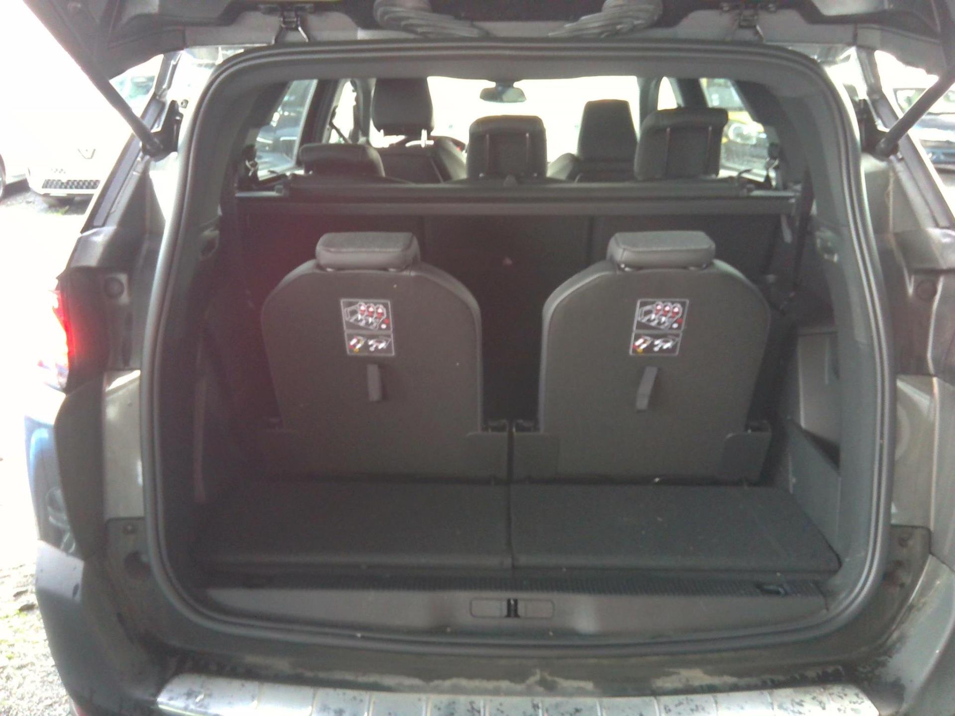 Peugeot 5008 Hybrid 136 e-DCS6 Allure Pack 2023