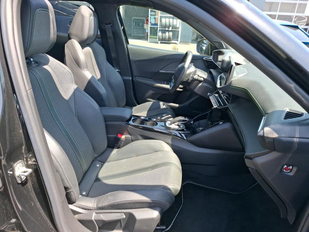 Peugeot 2008 BlueHDi 130 S&S EAT8 GT 2020