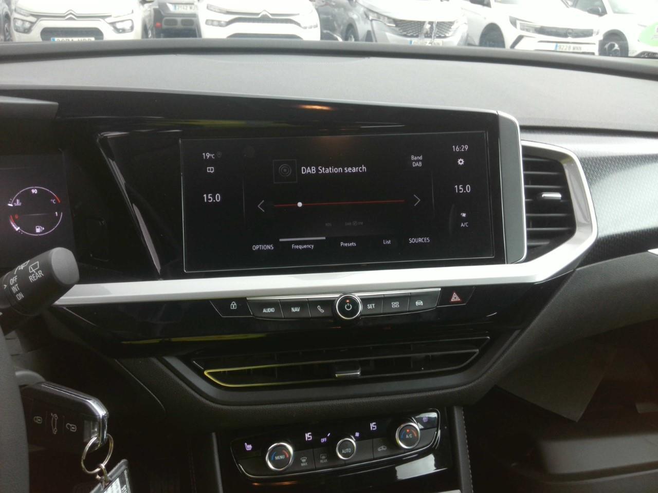 Foto Opel Grandland 13