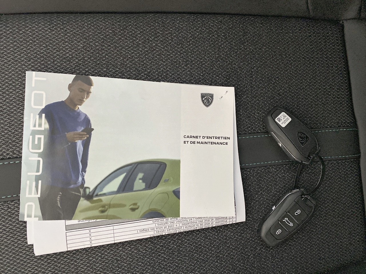 Peugeot 308 Hybrid 136 e-DCS6 Allure 2024