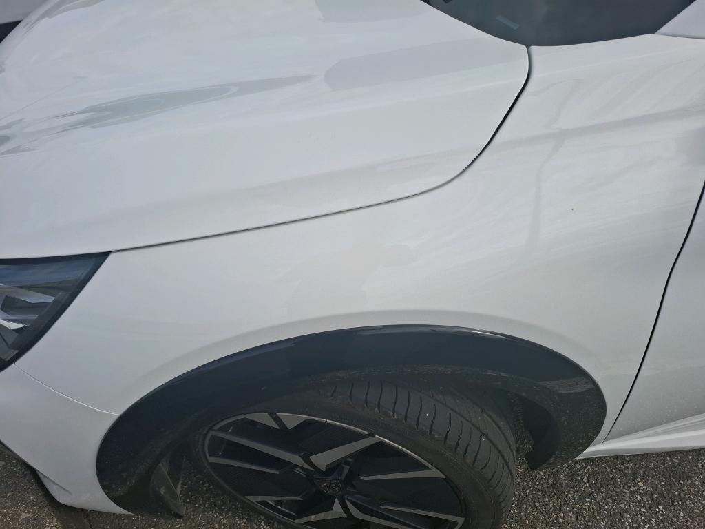 Peugeot 208 Hybrid 136 e-DCS6 GT 2025