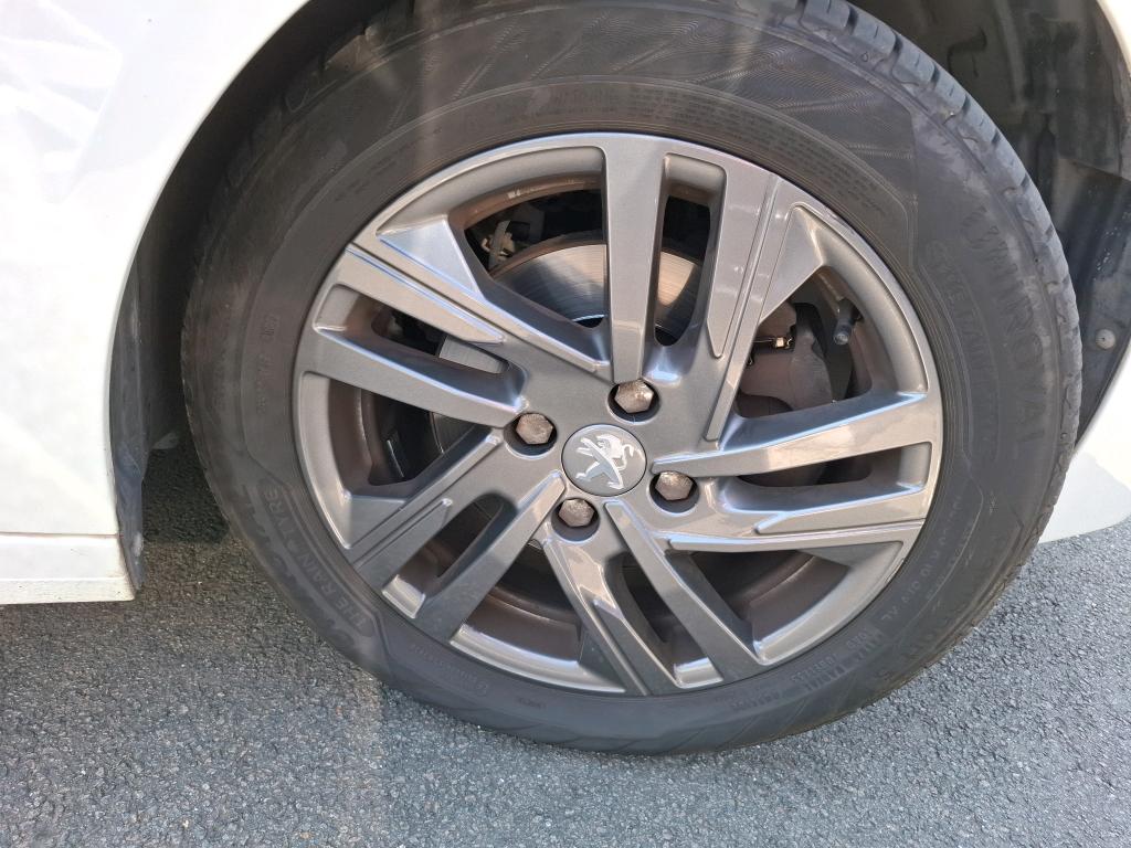Peugeot 208 BlueHDi 100 S&S BVM6 Style 2022