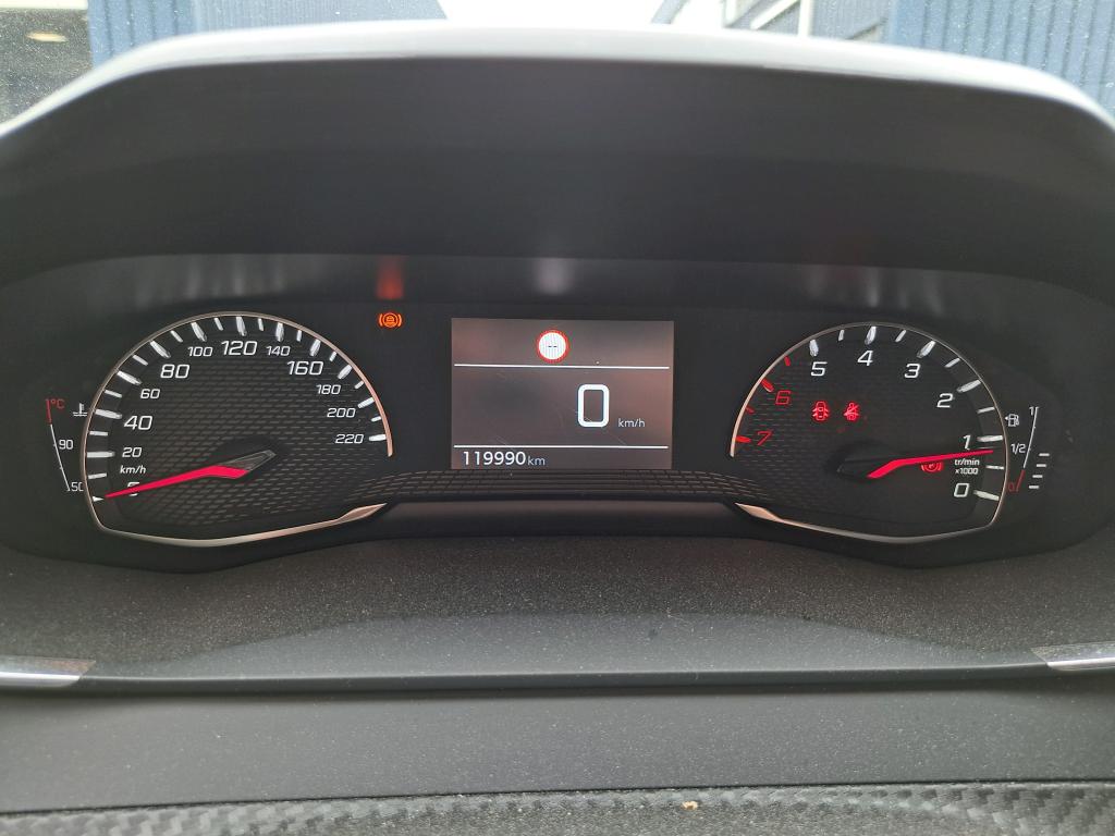 Peugeot 208 BlueHDi 100 S&S BVM6 Active Business 2020
