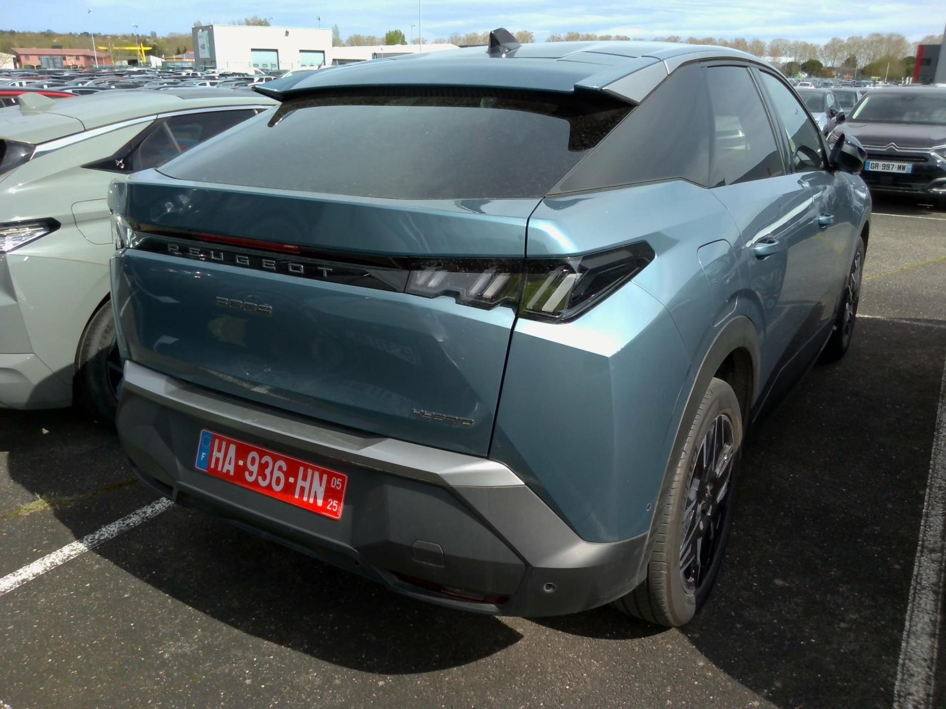 Peugeot 3008 Hybrid 136 e-DCS6 Allure 2024
