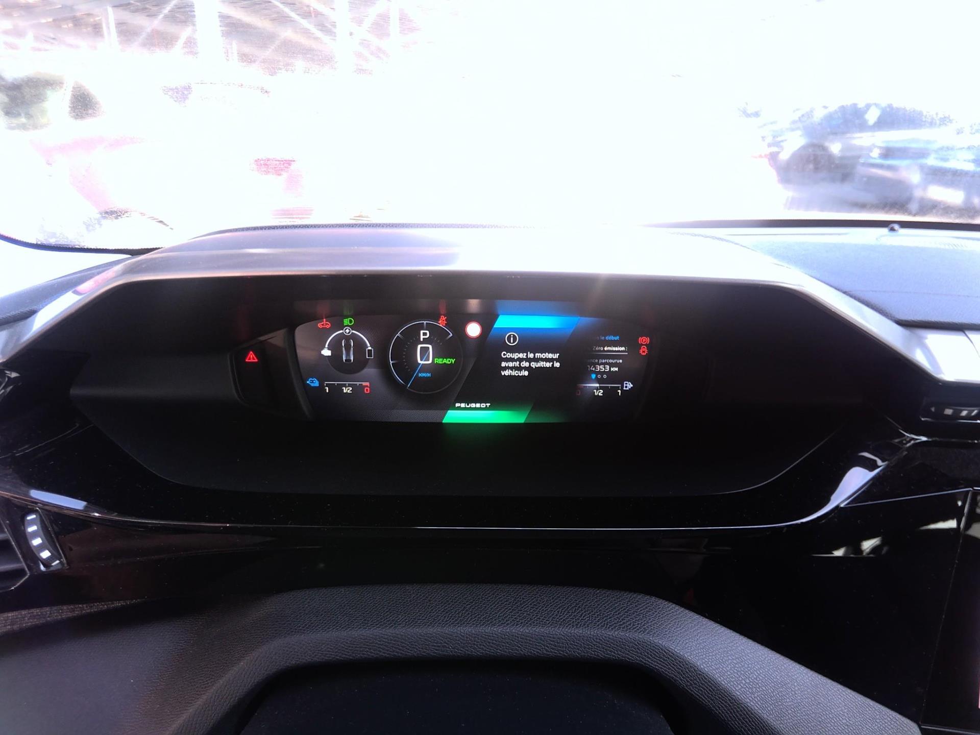 Peugeot 408 PHEV 225 e-EAT8 Allure Pack 2022