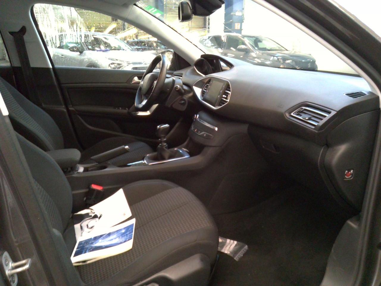 Peugeot 308 BlueHDi 100ch S&S BVM6 Style 2020