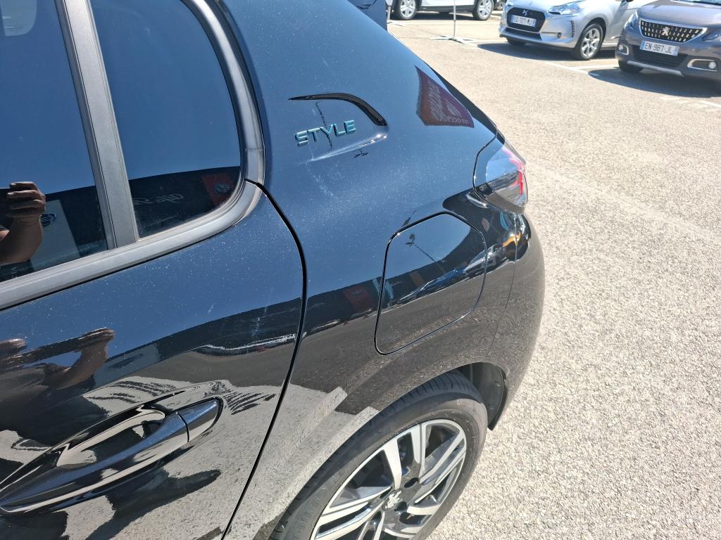 Peugeot 208 PureTech 100 S&S EAT8 Style 2023