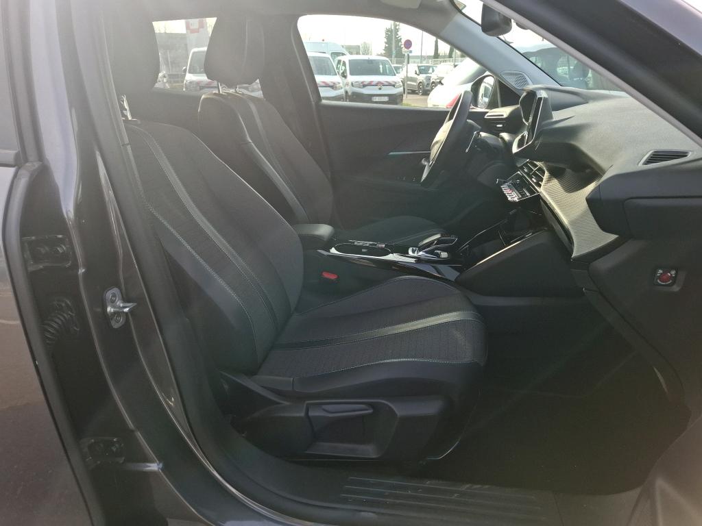 Peugeot 2008 BlueHDi 130 S&S EAT8 Allure 2021