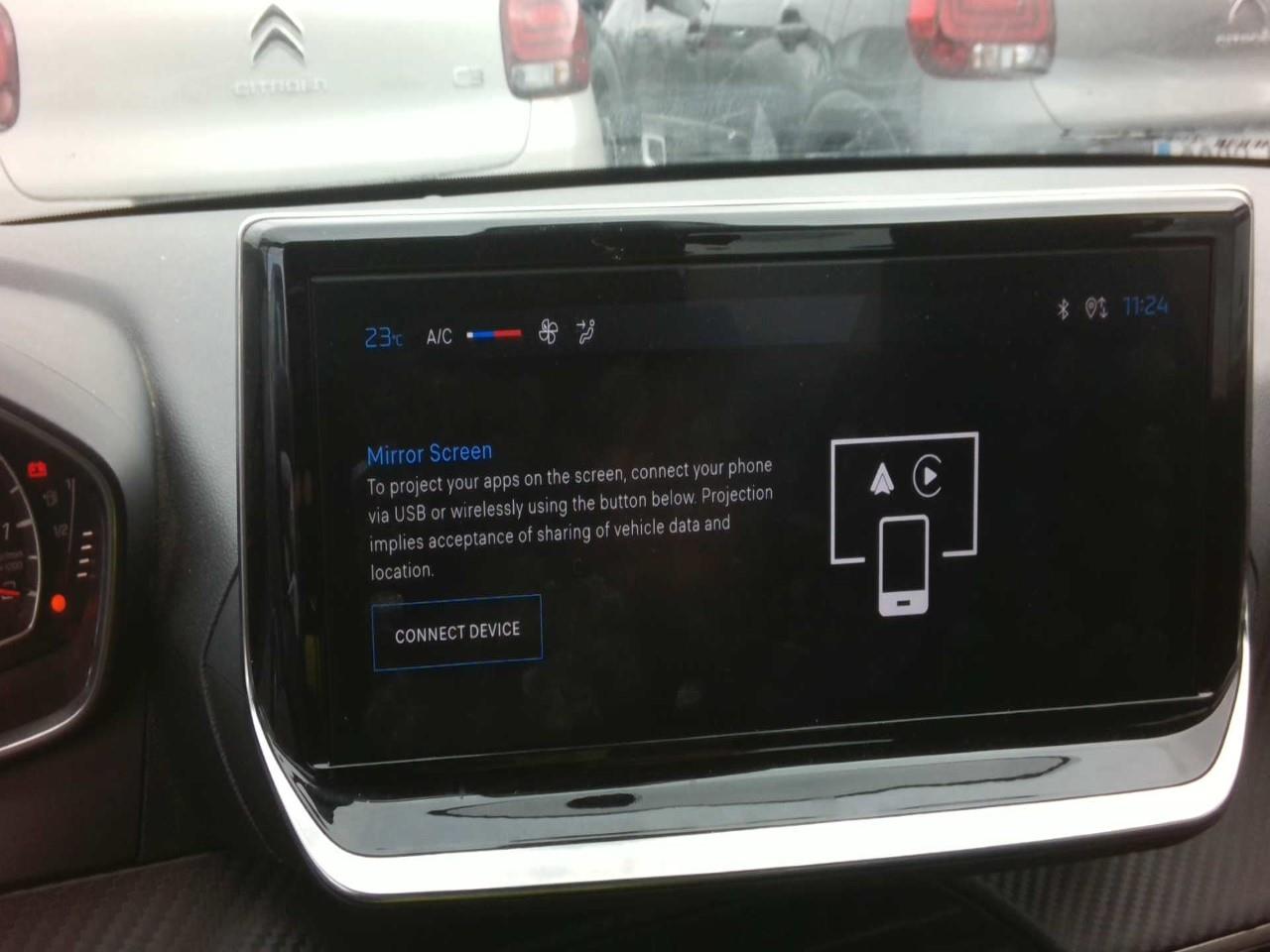 Foto Peugeot 208 8