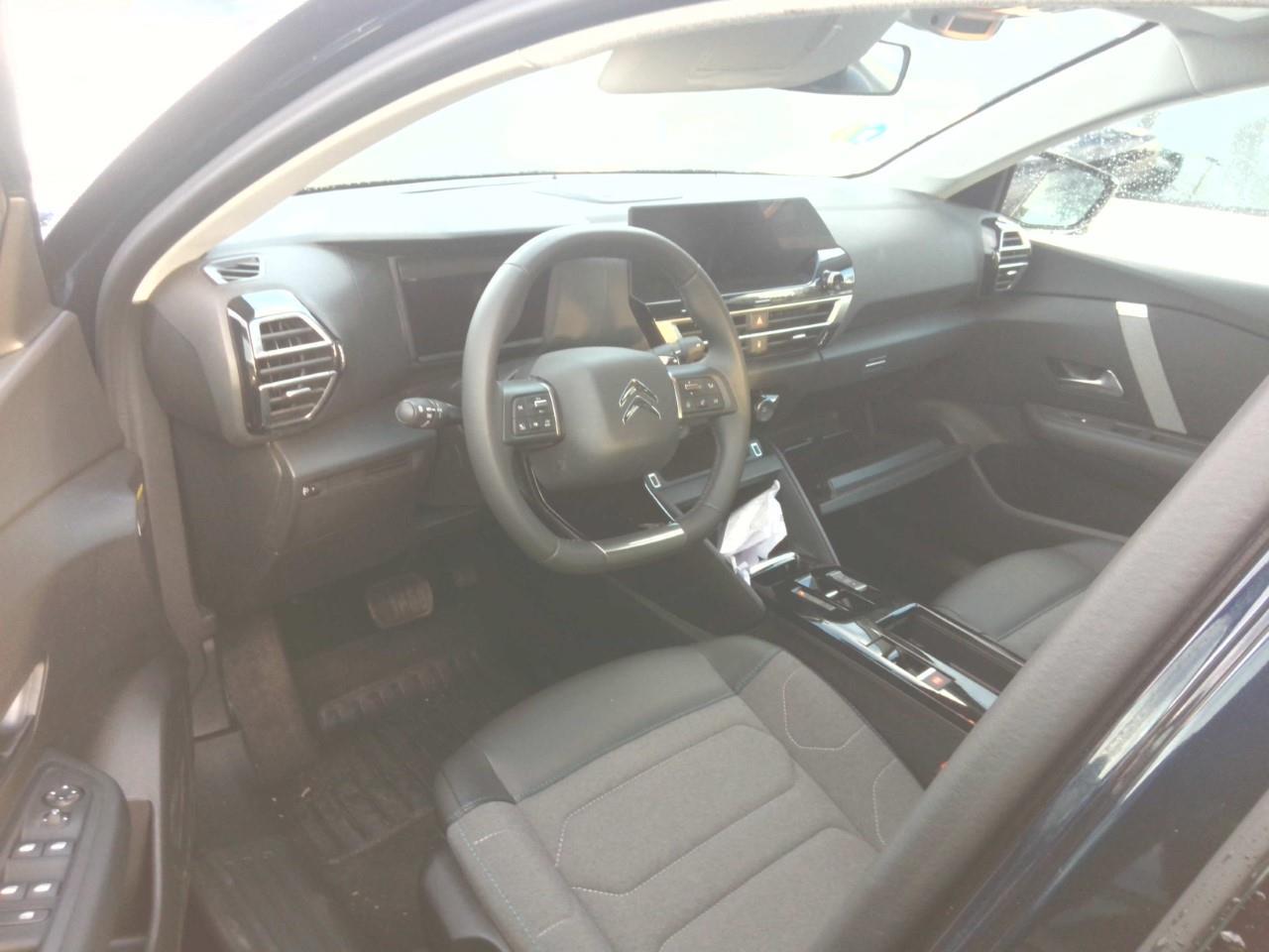 Foto Citroën C4 X 6