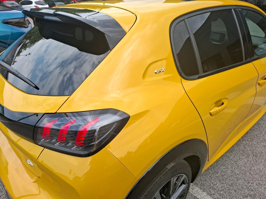 Peugeot 208 PureTech 100 S&S EAT8 GT Pack 2022