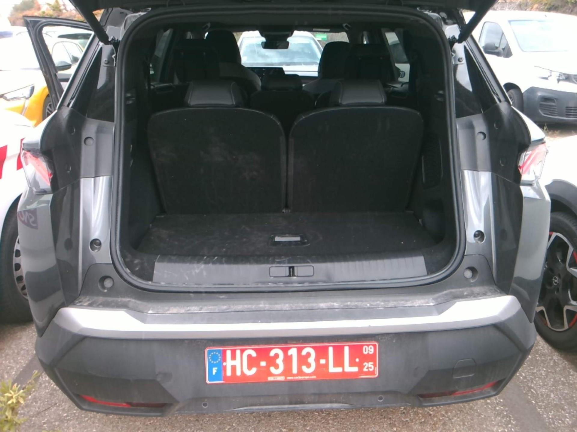 Peugeot 5008 Hybrid 136 e-DCS6 GT 2025