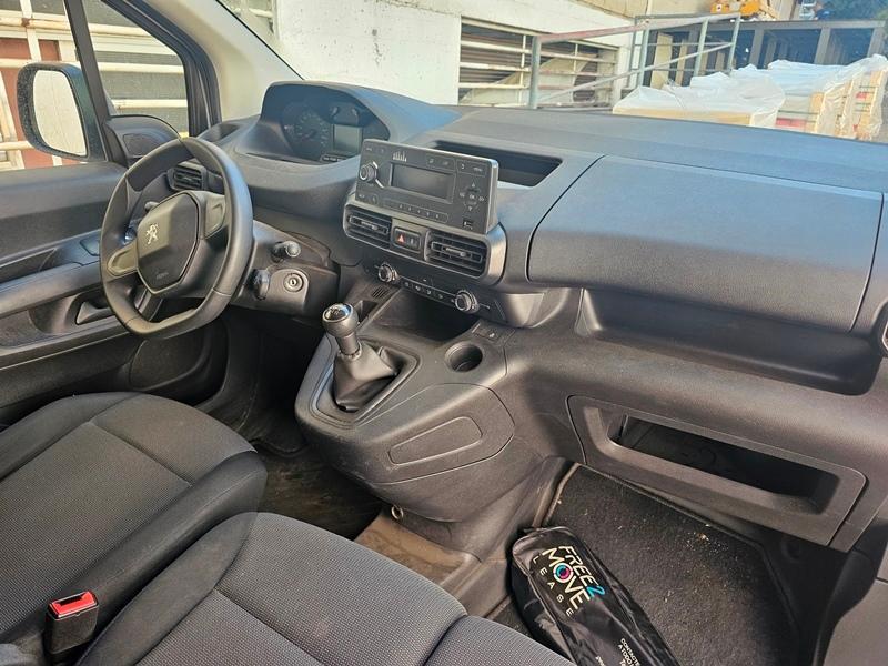 Foto Peugeot Partner 8