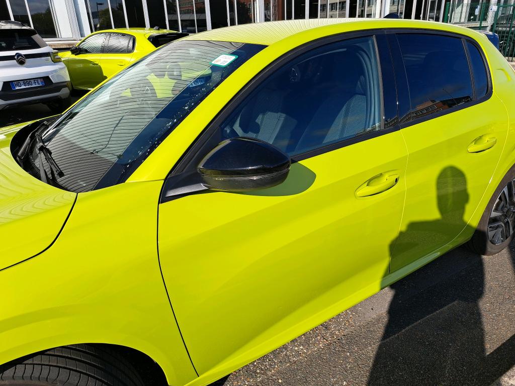 Peugeot 208 Hybrid 100 e-DCS6 Allure 2025
