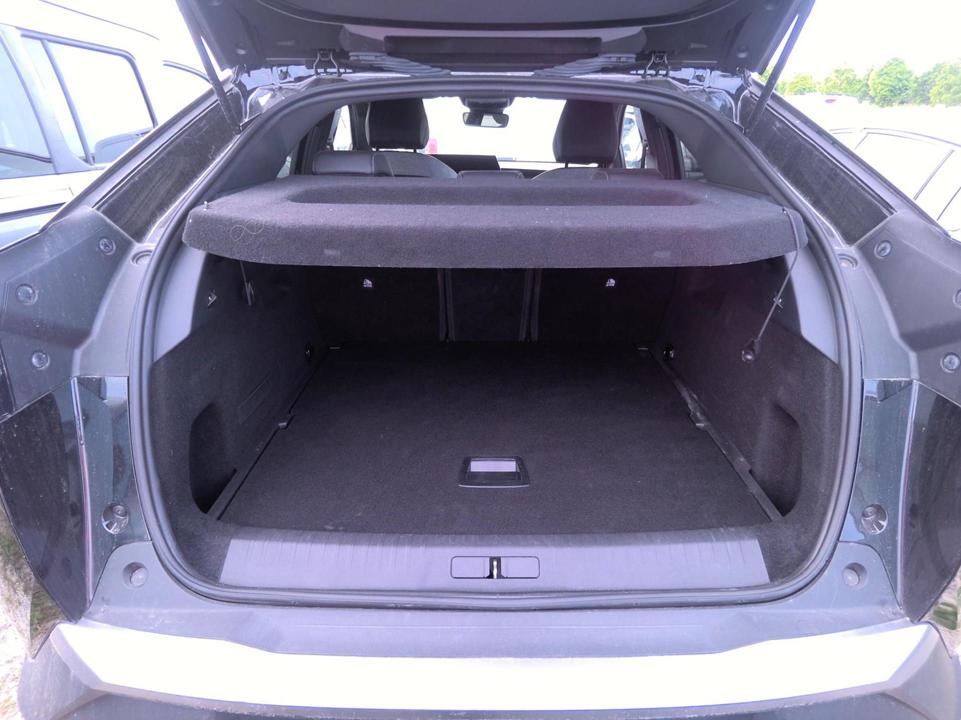 Peugeot 3008 Hybrid 136 e-DCS6 Allure 2024