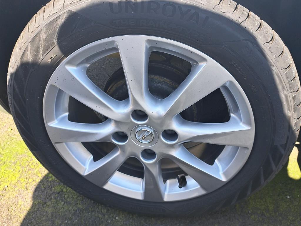 Opel Corsa 1.2 75 ch BVM5 Edition 2023